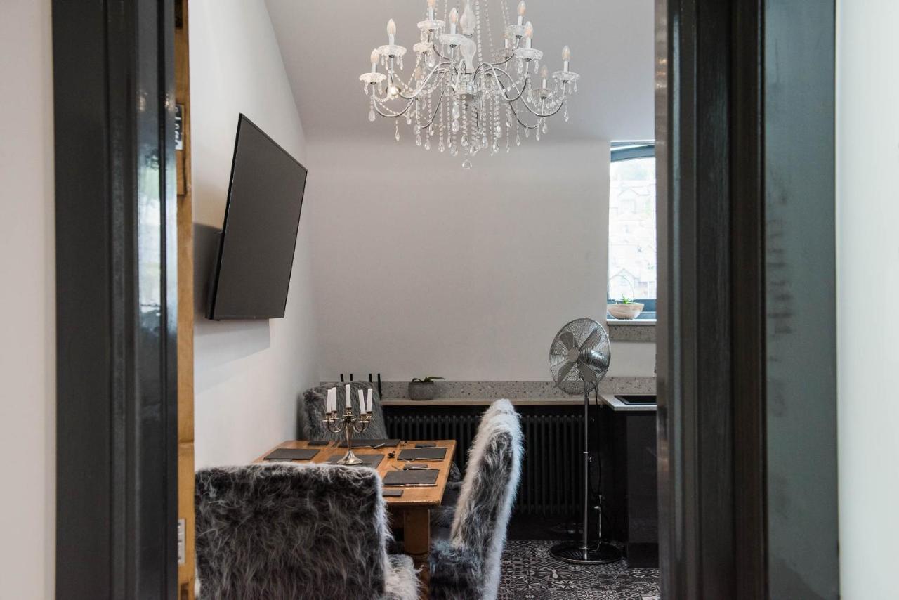 The Arches Apartments Кендал Екстериор снимка