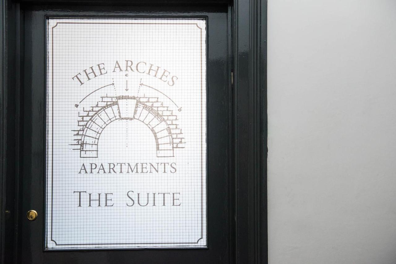 The Arches Apartments Кендал Екстериор снимка