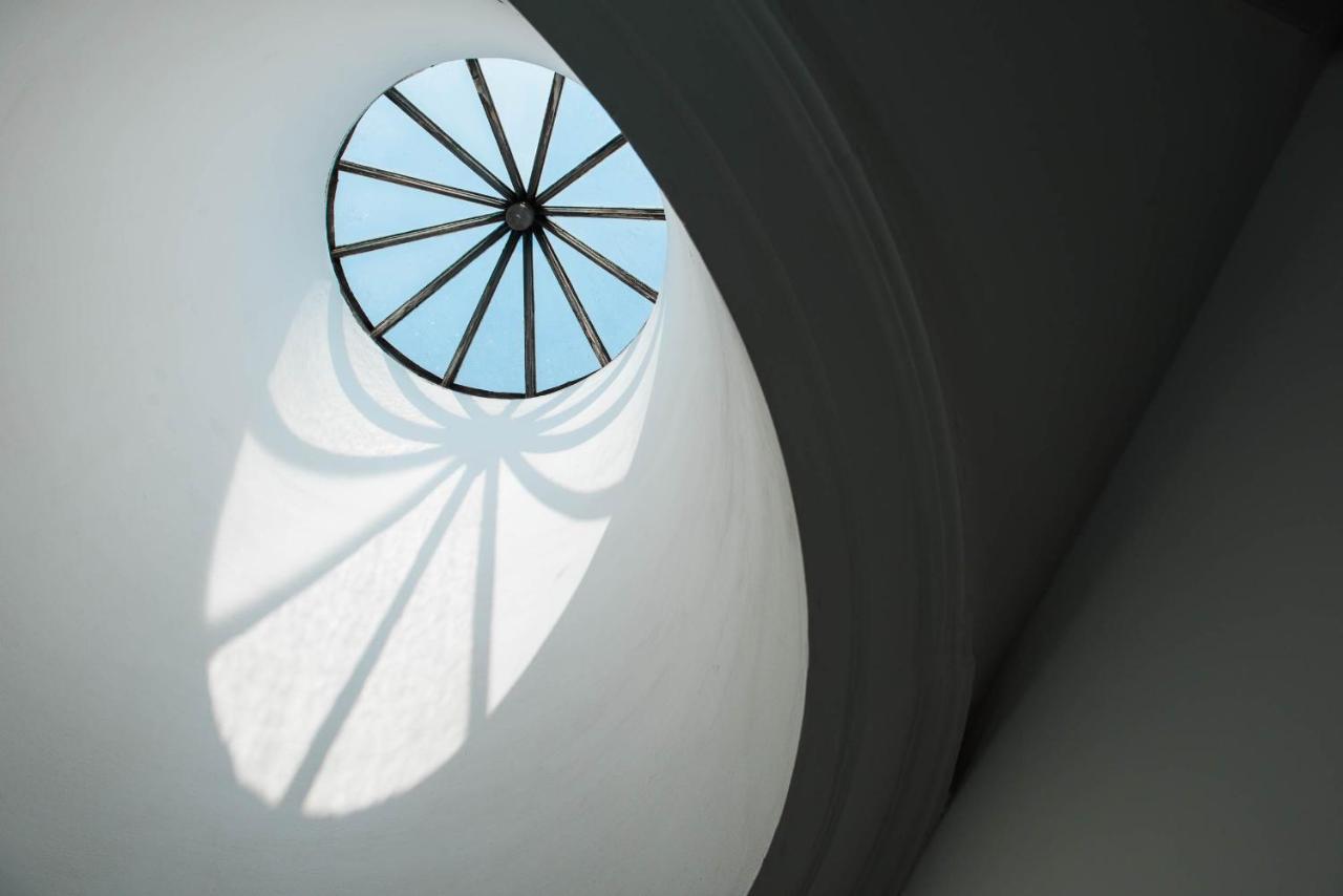 The Arches Apartments Кендал Екстериор снимка