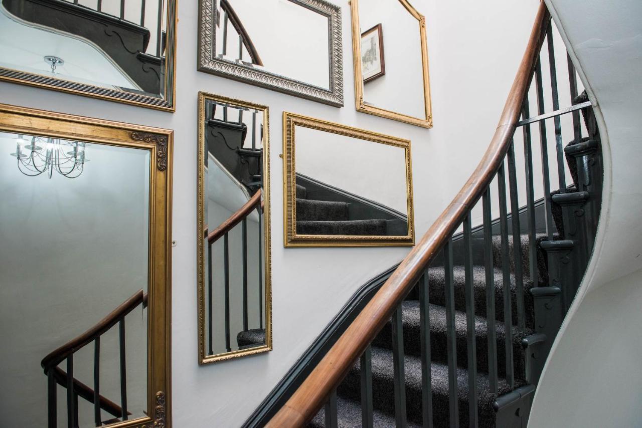 The Arches Apartments Кендал Екстериор снимка