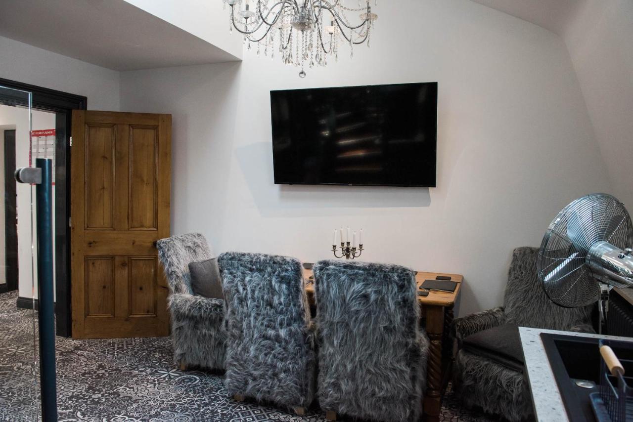 The Arches Apartments Кендал Екстериор снимка