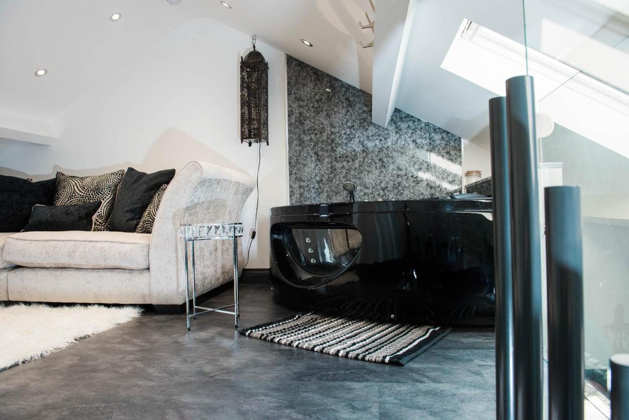The Arches Apartments Кендал Екстериор снимка